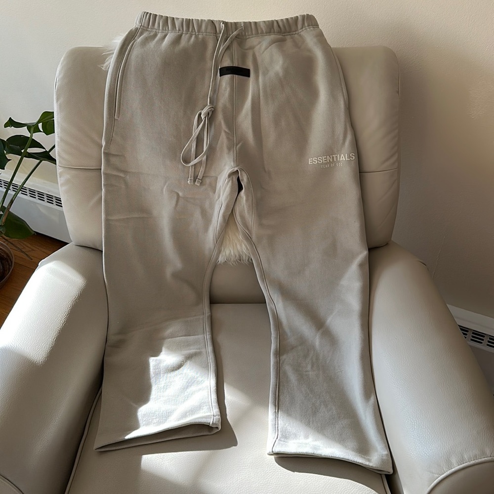 FEAR OF GOD ESSENTIALS Beige High-Waisted Sweatpants